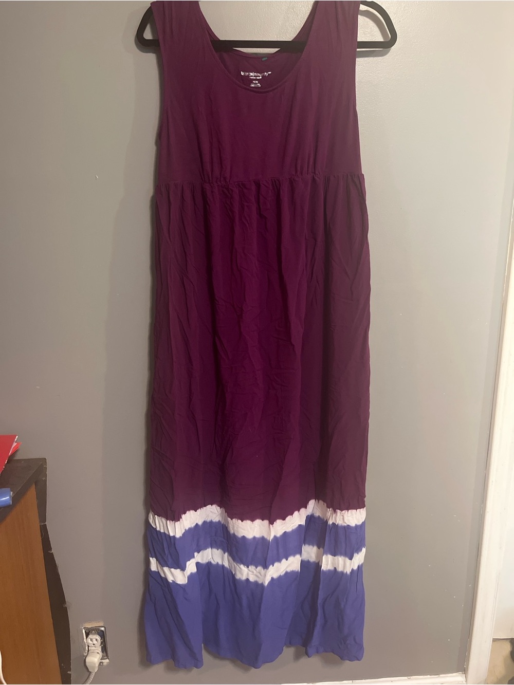 Liz Lange Wine Maxi Dress with White & Blue Hem